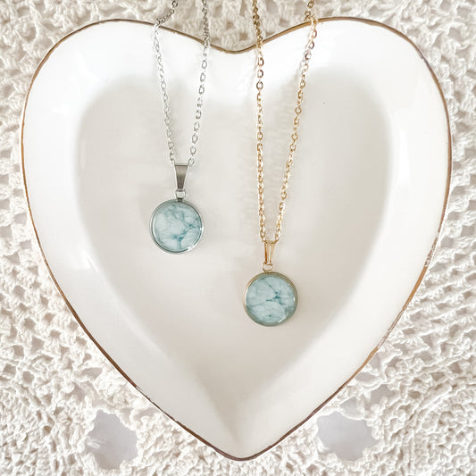 Dainty Royal Albert Gossamer Necklace