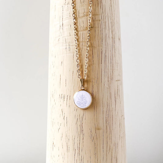 Dainty Mauve Necklace • Shelley China