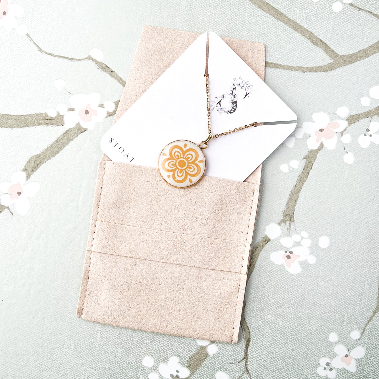 Dainty Leaf Necklace • Johnson Bros Friendly Village