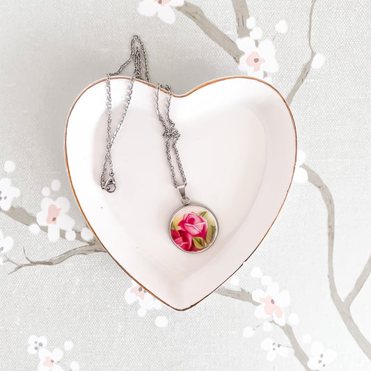 Old Country Roses Necklace