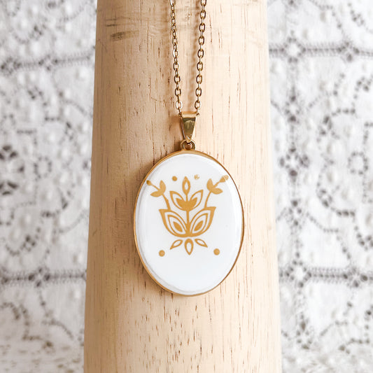 Corelle Butterfly Gold Necklace