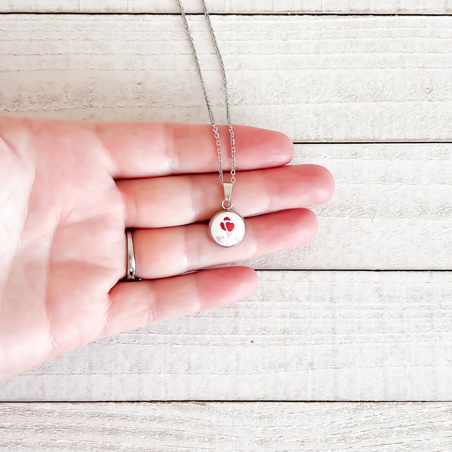 Dainty Corelle Burgundy Necklace