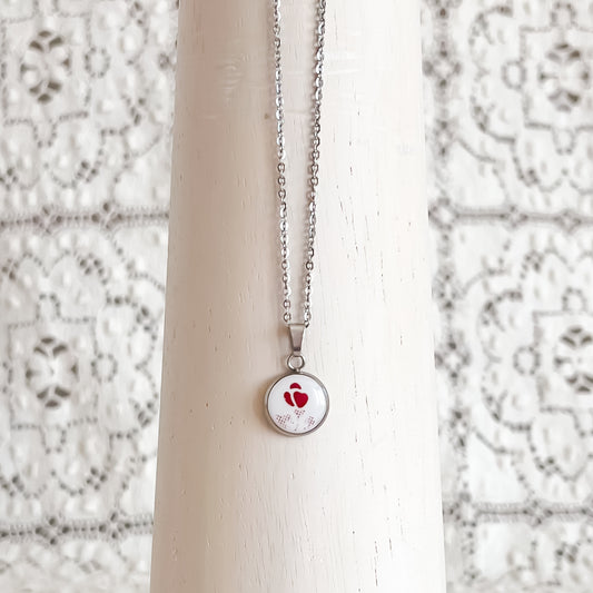 Dainty Corelle Burgundy Necklace