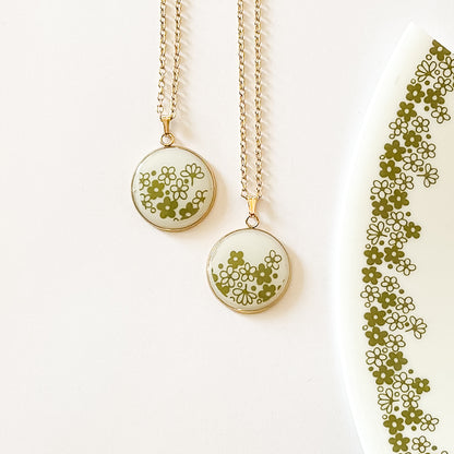 Corelle Crazy Daisy Necklace