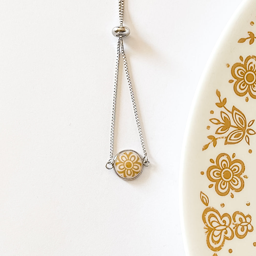 Corelle Flower Bracelet • Butterfly Gold