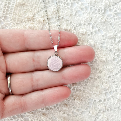 Dainty Mauve Necklace • Shelley China