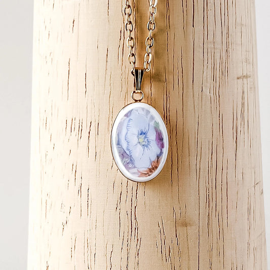 Morning Glory Necklace • Shelley China • Crochet