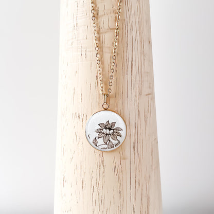 Wedgwood Columbine Necklace