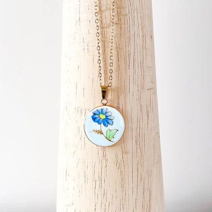 Blue Daisy Necklace • Foley China