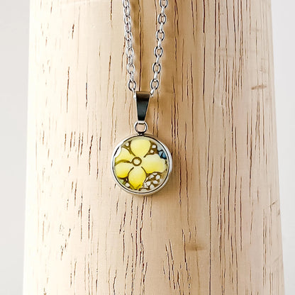 Dainty Yellow Flower Necklace • Salisbury Crown China