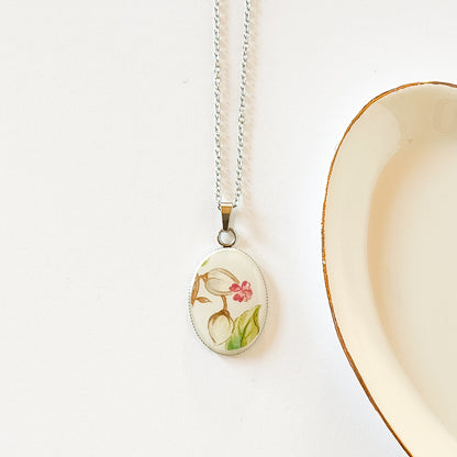 Roslyn China Linden Lea Oval Floral Necklace